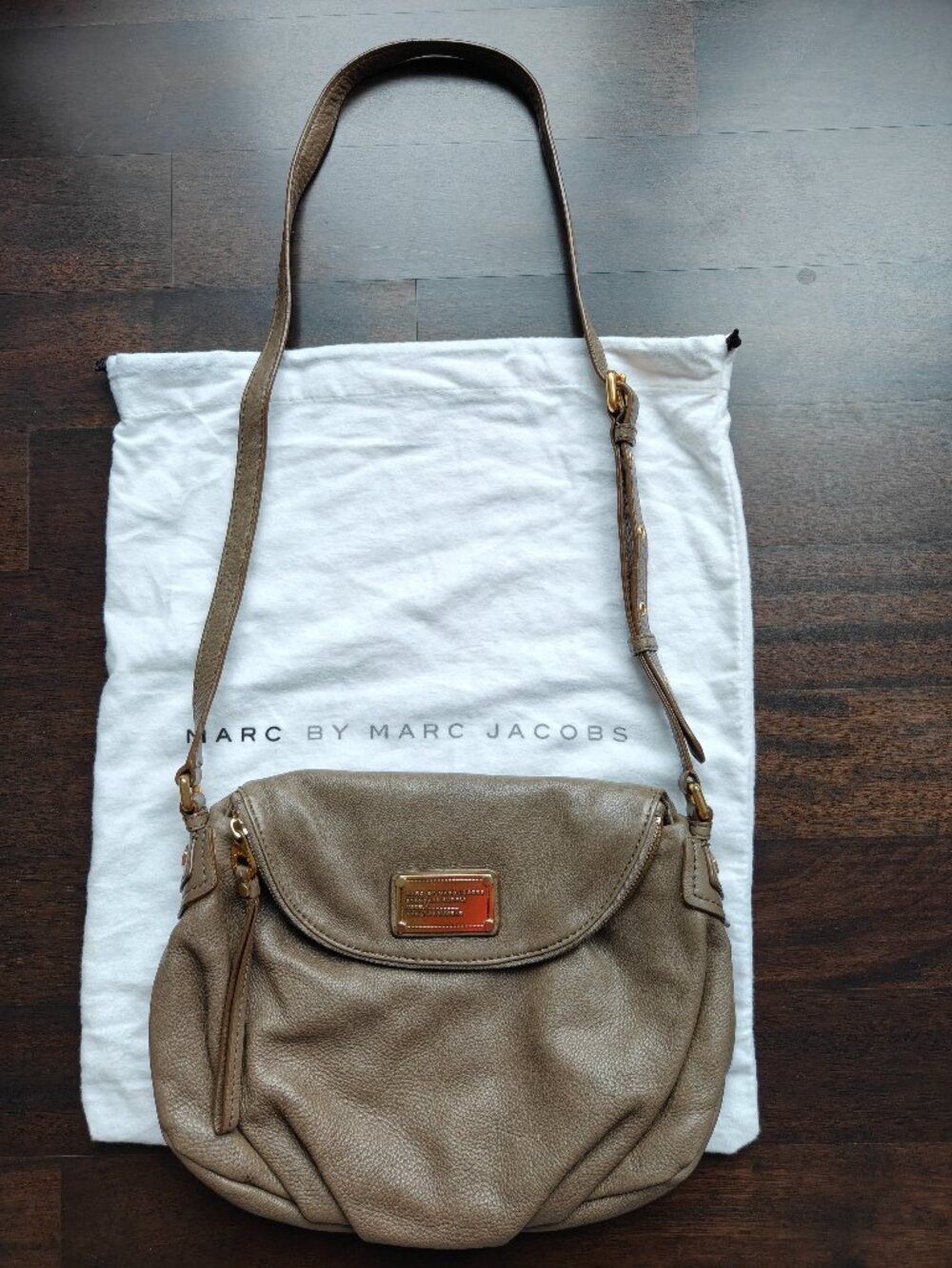 Marc by Marc Jacobs Natasha Standard Supply Pebbled Leather Crossbody Bag Taupe